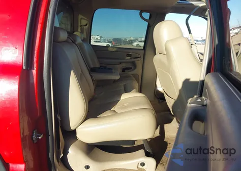 2005 Chevrolet Avalanche 1500 Z71 from USA, damaged, VIN 3GNEK12Z85G215119